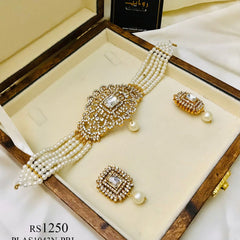 BAREEHA Choker Set (Pearl)