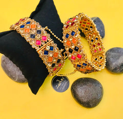 Openable Kara-164 (Golden/Naurateen)