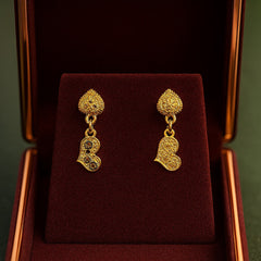 Madrasi Studs-16 (Golden)