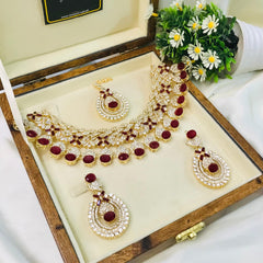 PREEYA Set (White/Maroon)