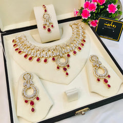 SABRINA Necklace (White/Maroon)