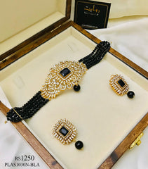 BAREEHA Choker Set (Black)