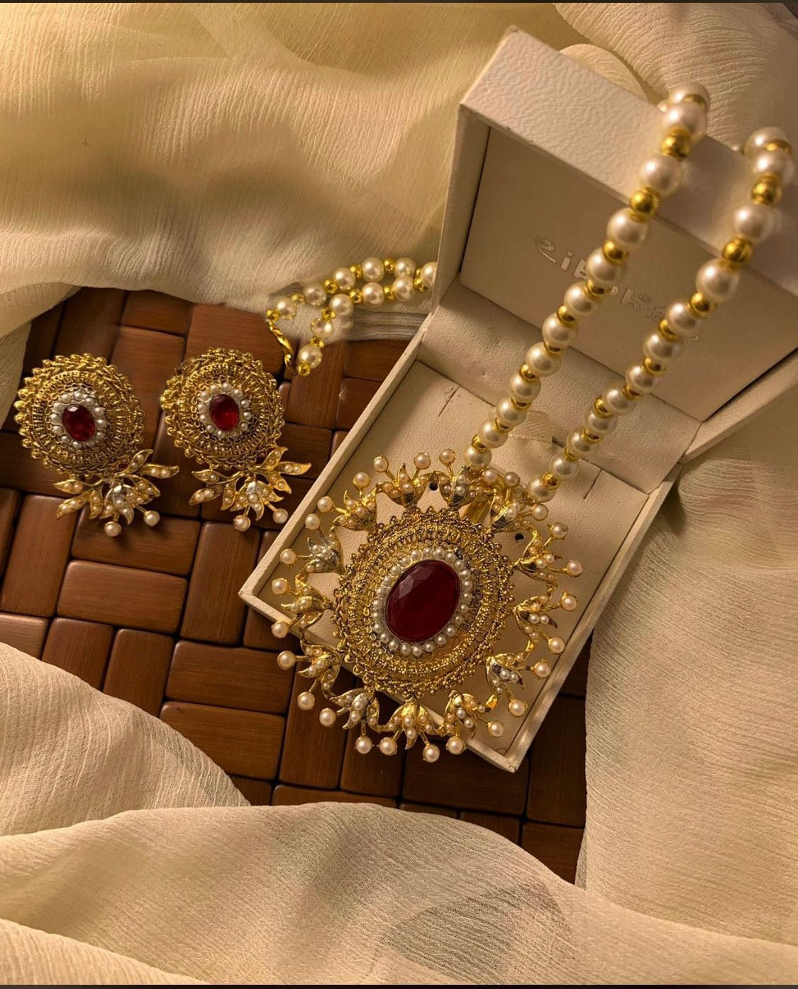Rawayat Jewellery