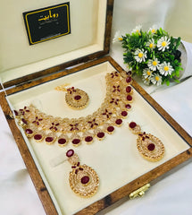 PREEYA Set (Maroon)