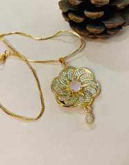Zircon Pendant-256 (Golden/Pink)