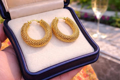 Oval Shiny Hoop Earring-03 (Golden)