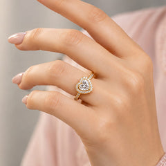 Zircon Ring-427 (Golden/White)