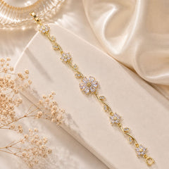 Tulip Blossom Bracelet (Golden/White)