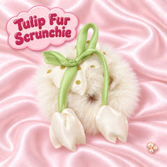 Tulip Fur Scrunchie (Off White)