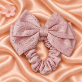 Mukesh Bow Scrunchie-01 (Pink)