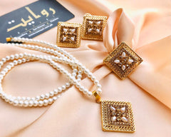 Locket Set-05 (Pearl)