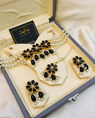 Eruj (Black)