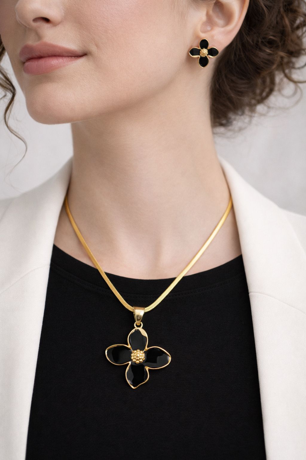 Stainless Steel Locket – Rawayat Jewellery