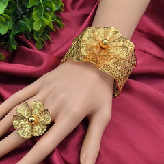 Madrasi Kara & Ring-13 (Golden)