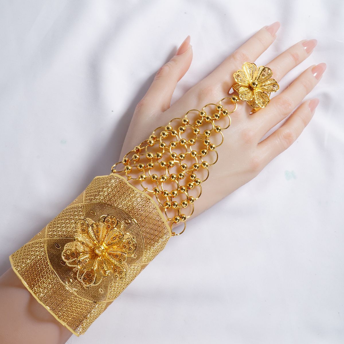 Madrasi Kara & Ring-19 (Golden)