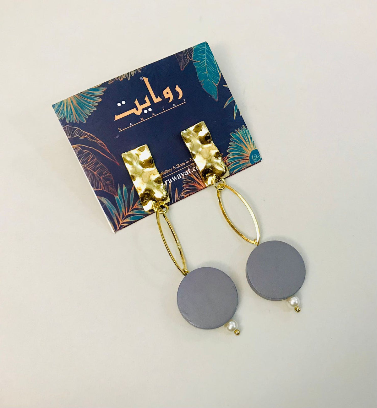 Fancy Earring-246 (Gray)