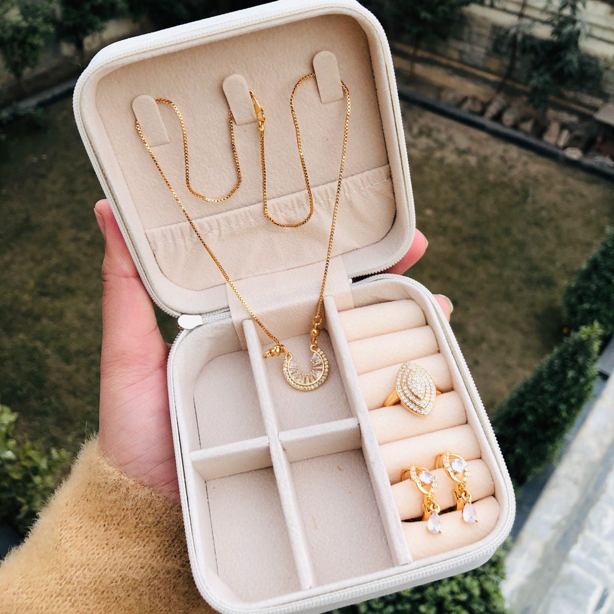 Thoughtful Charm Bundle