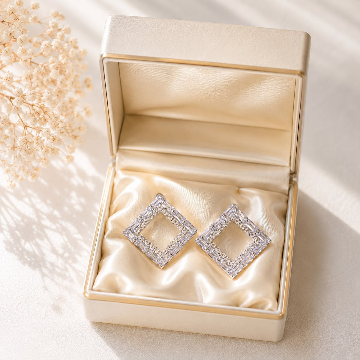 Zircon Earring-220 (Silver)