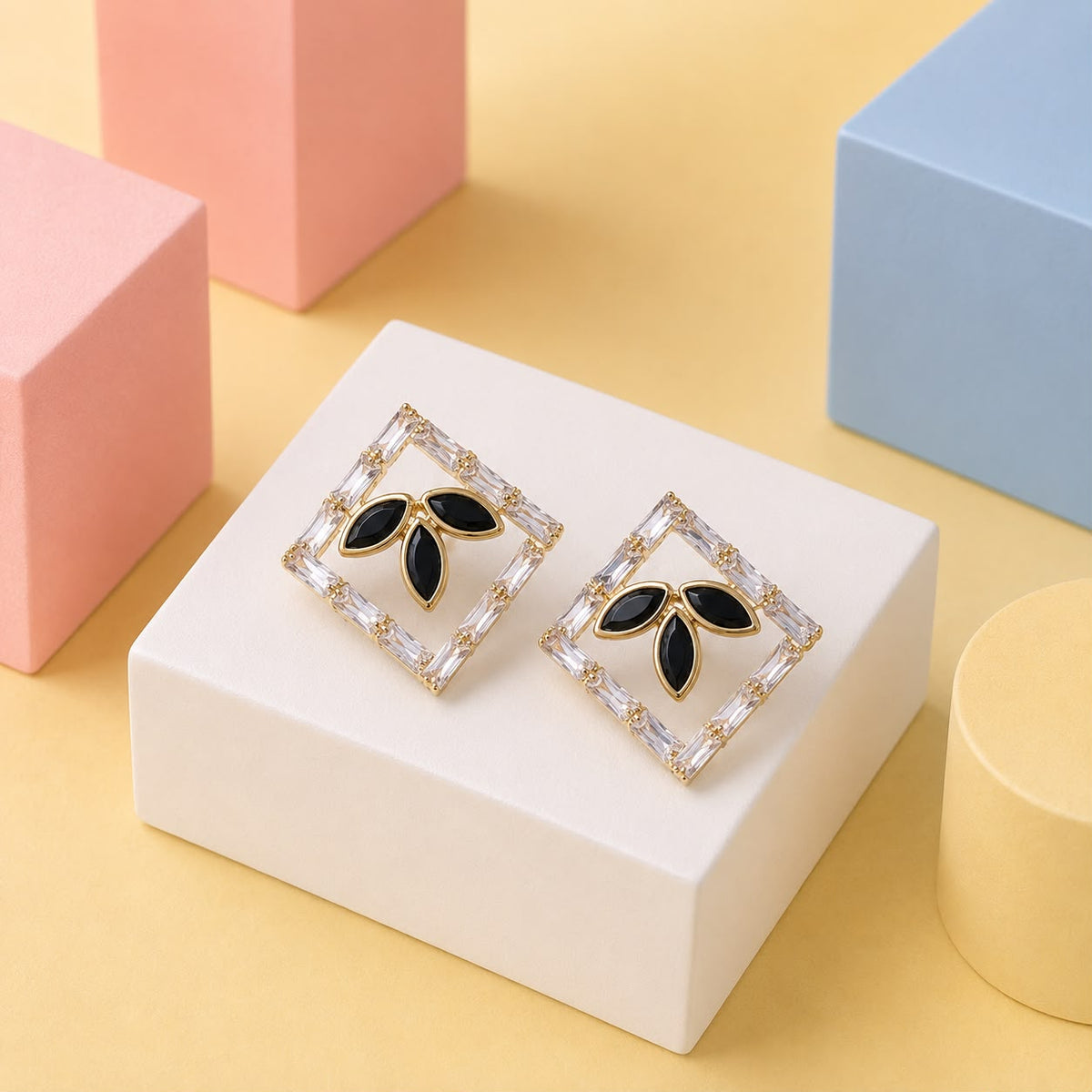 Zircon Earring-173 (Black)