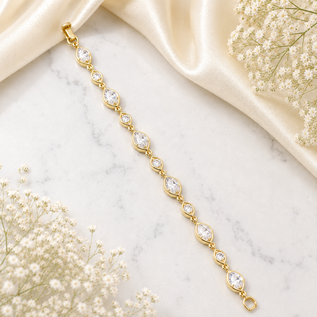 Zircon Bracelet-104 (Golden/White)