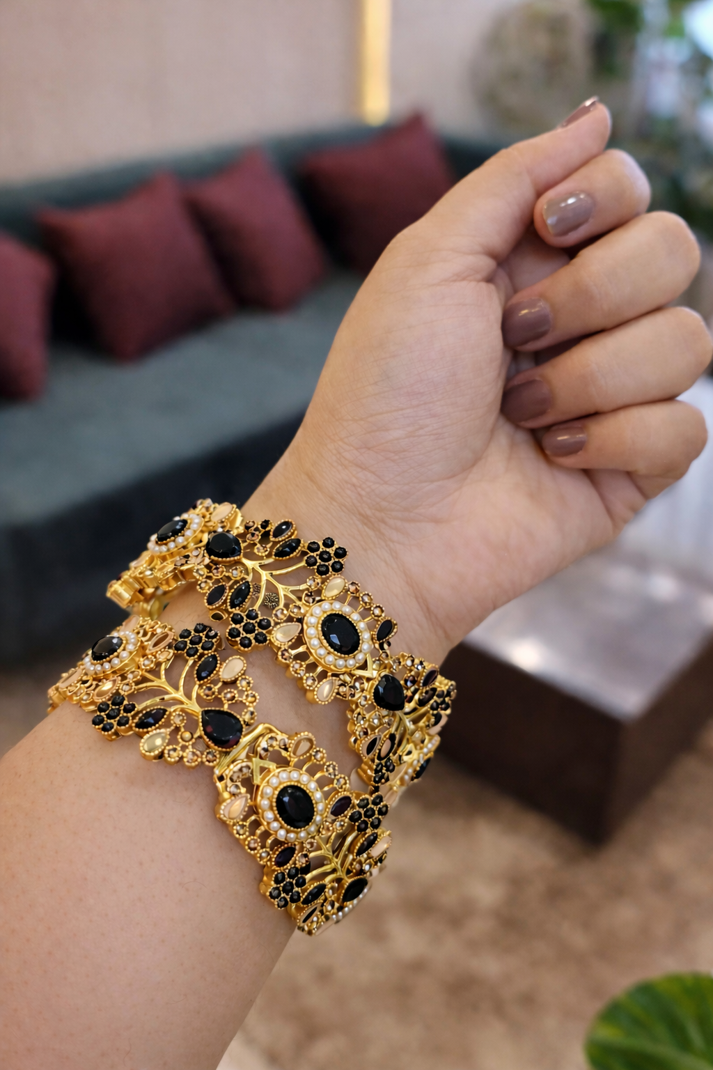 Openable Kara-146 (Black)