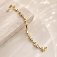 Tulip Bracelet (Golden)