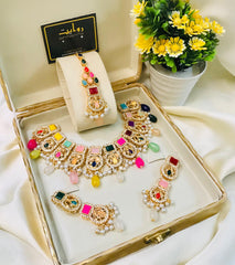 SOFIYA Necklace Set (Naurateen)