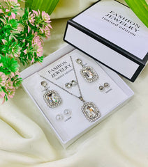 Zircon Locket Set (Gift Box) (Silver)