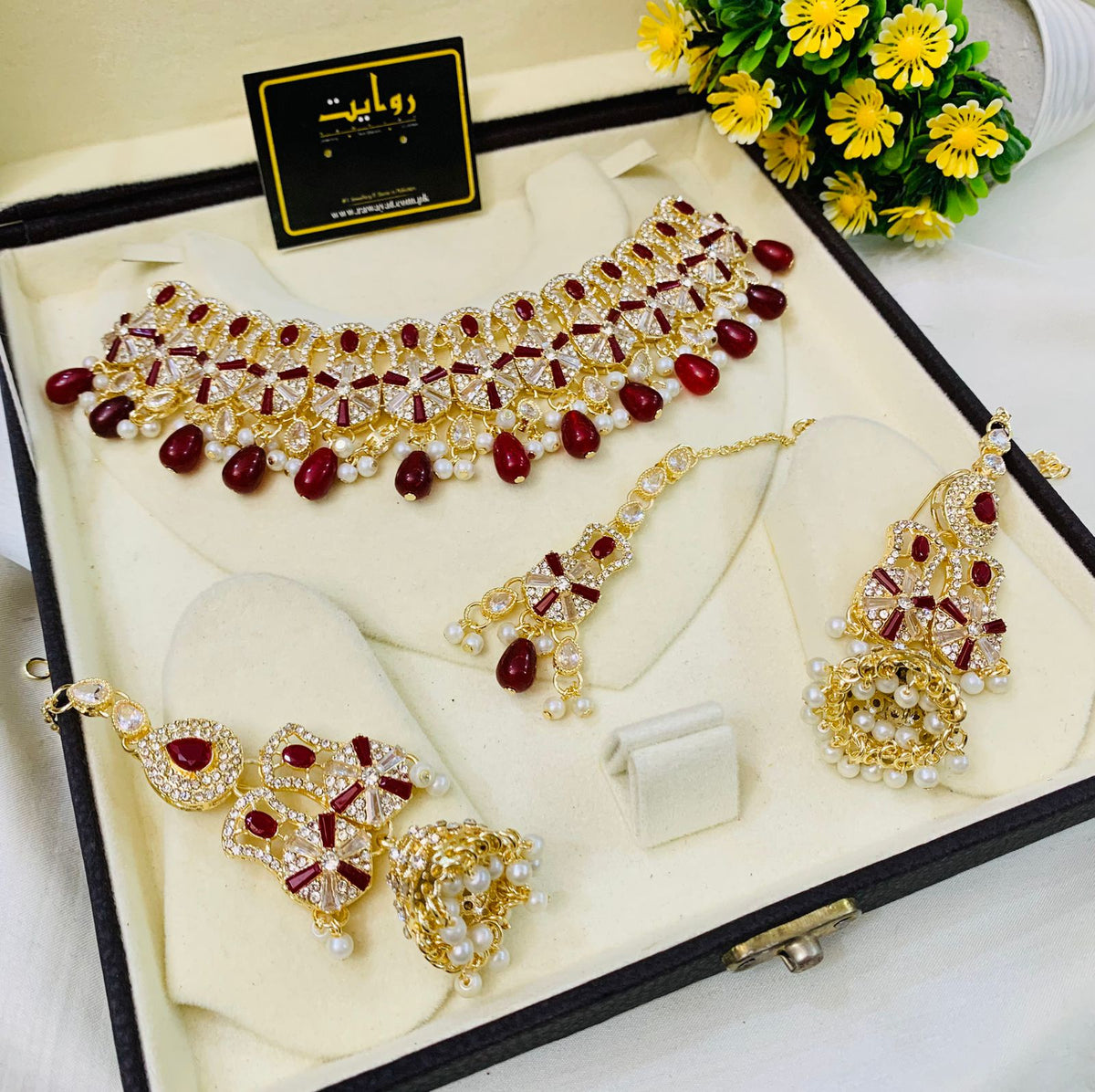 NAYAB Set (White/Maroon)