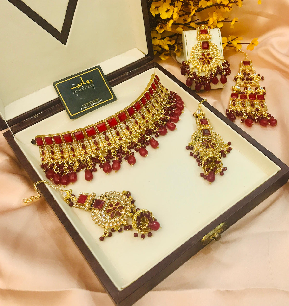 GULBADAN Set (Maroon)