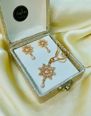 Leaf Zircon Locket Set (Golden)