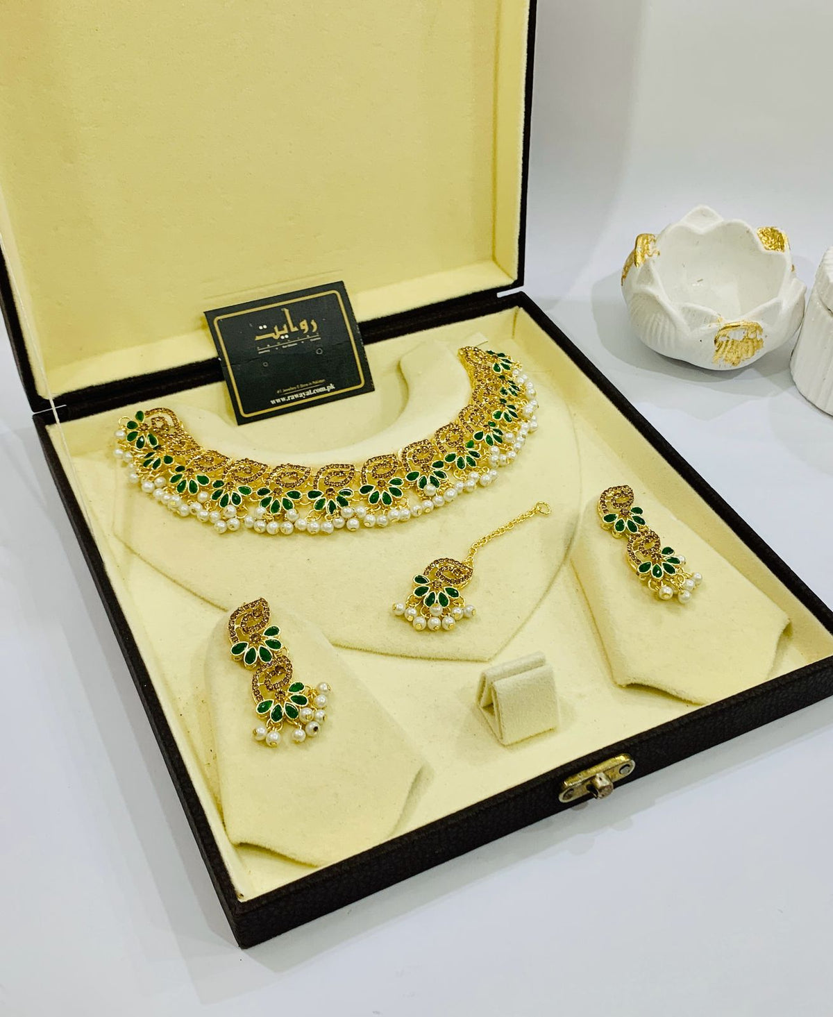 MIAH Set (Golden/Green)