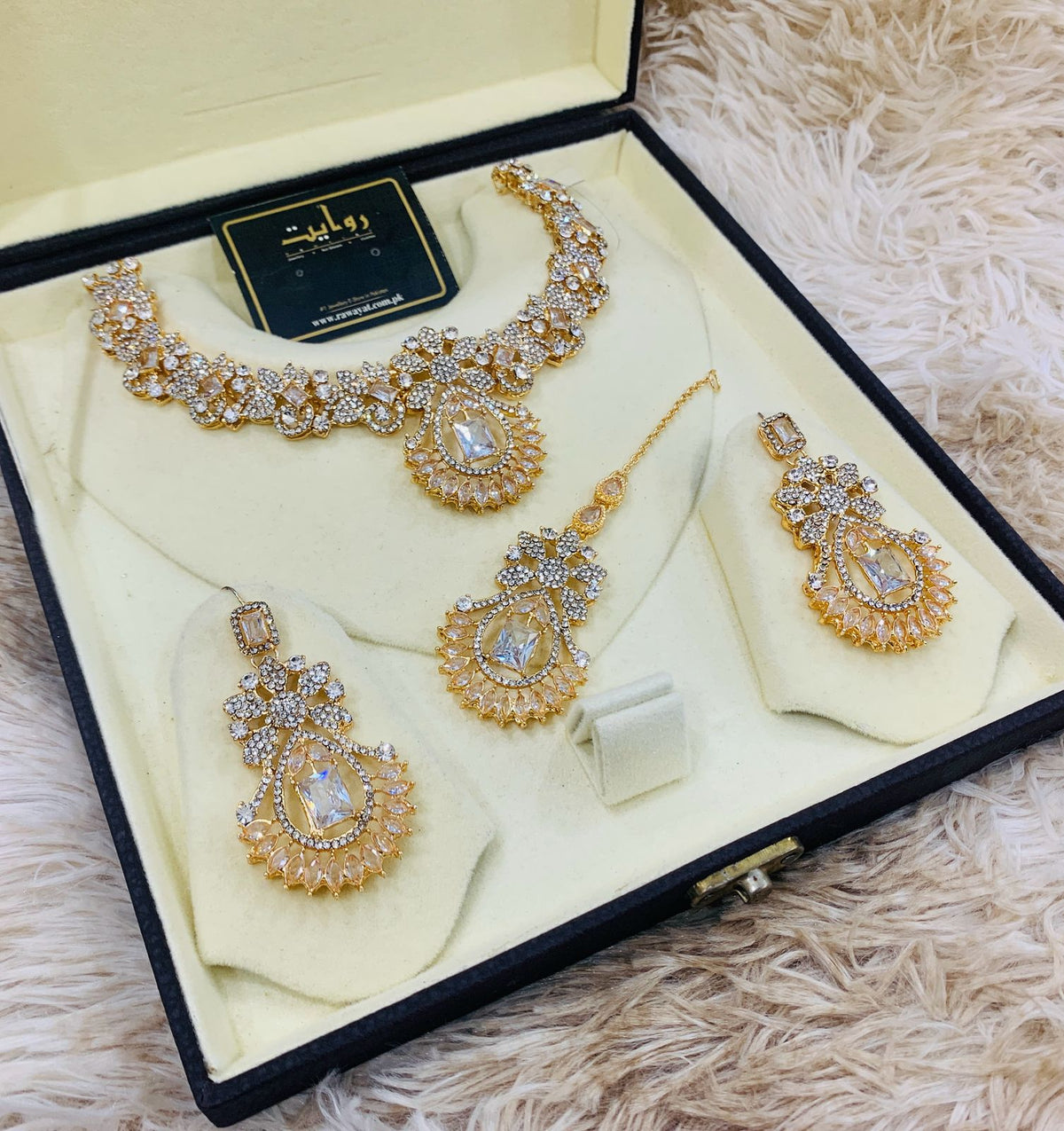 ZARAH Set (White)