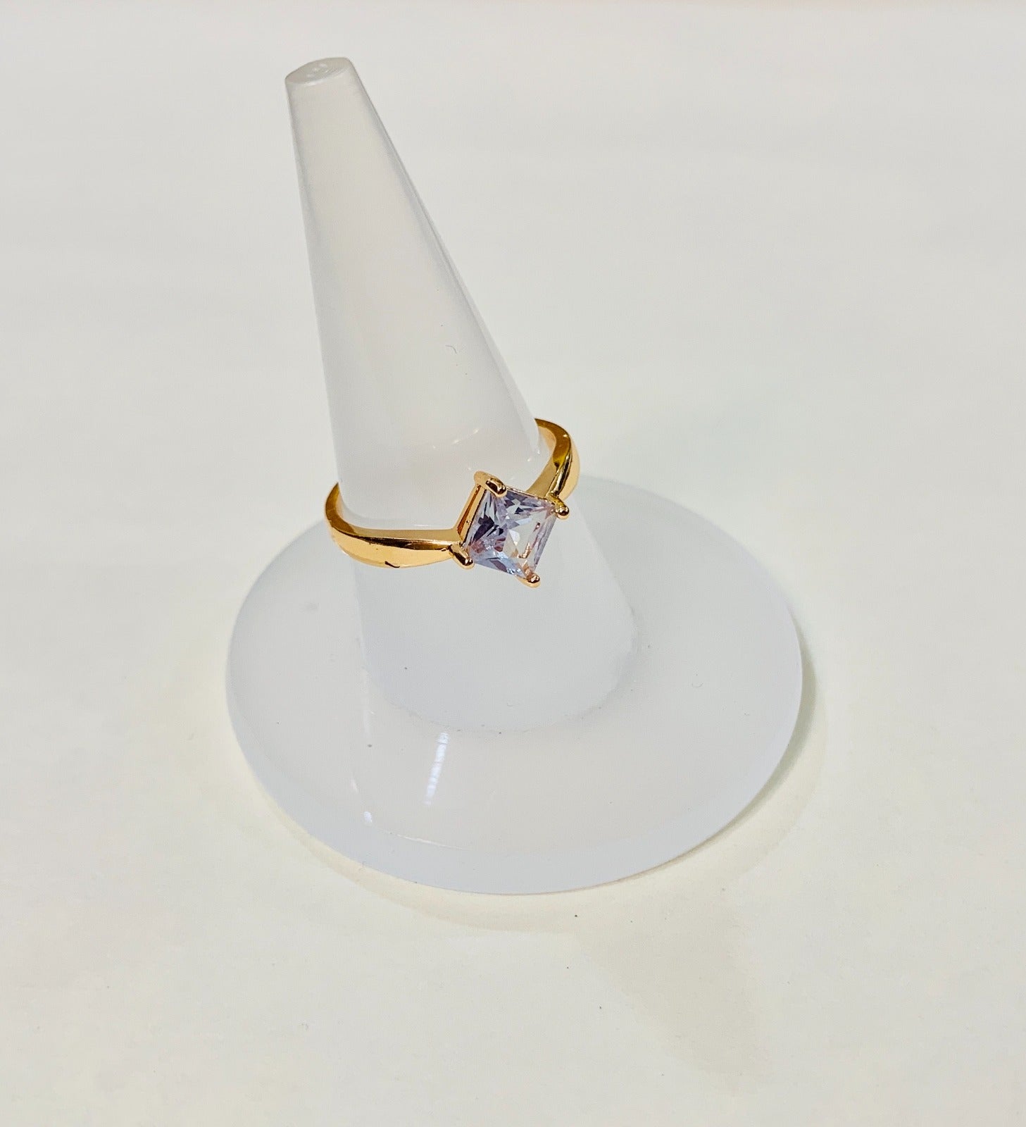 Zircon Ring-93 (White)
