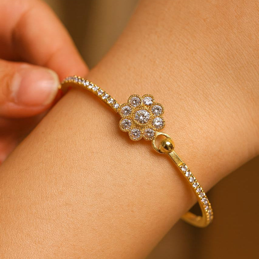 Zircon Kara Bracelet-03 (White) (Openable)