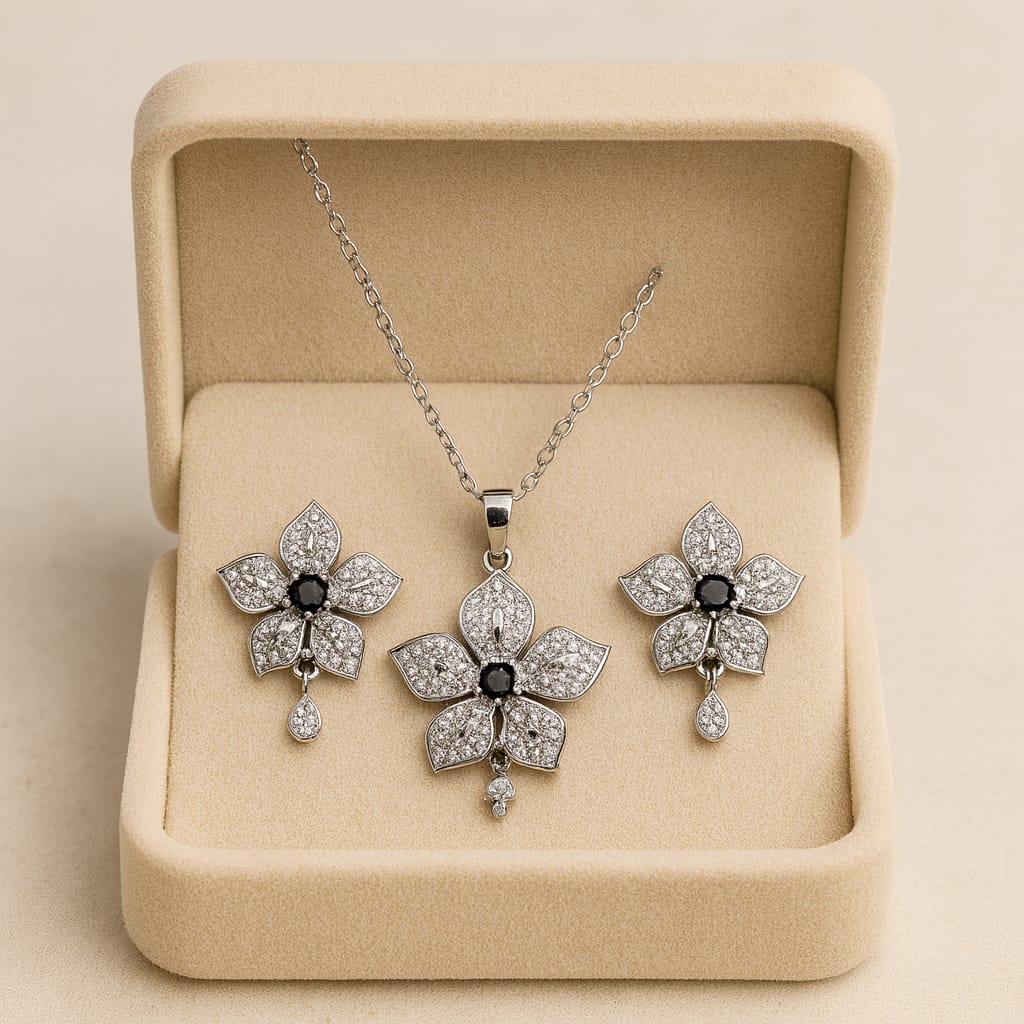 Zircon Locket Set-124 (Silver/Black)