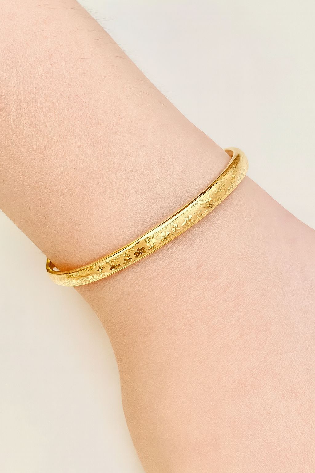 Gold Adjustable Kara Bracelet-25 (Golden)