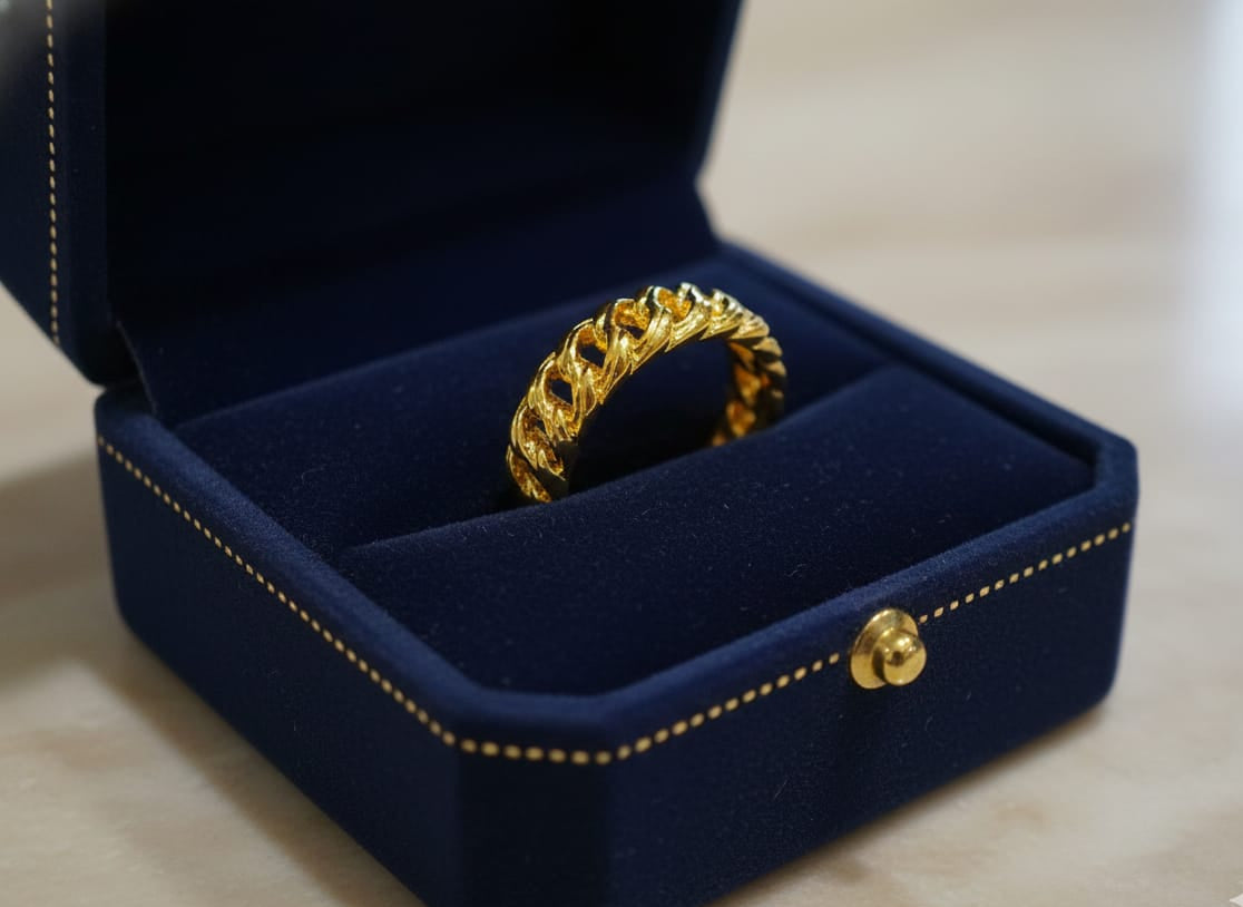 Gold Ring-235 (Golden)