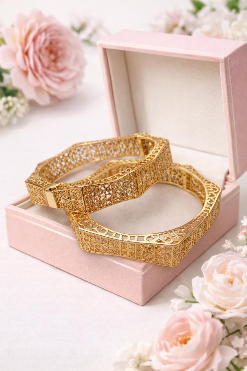 Madrasi Openable Kara-182 (Golden)