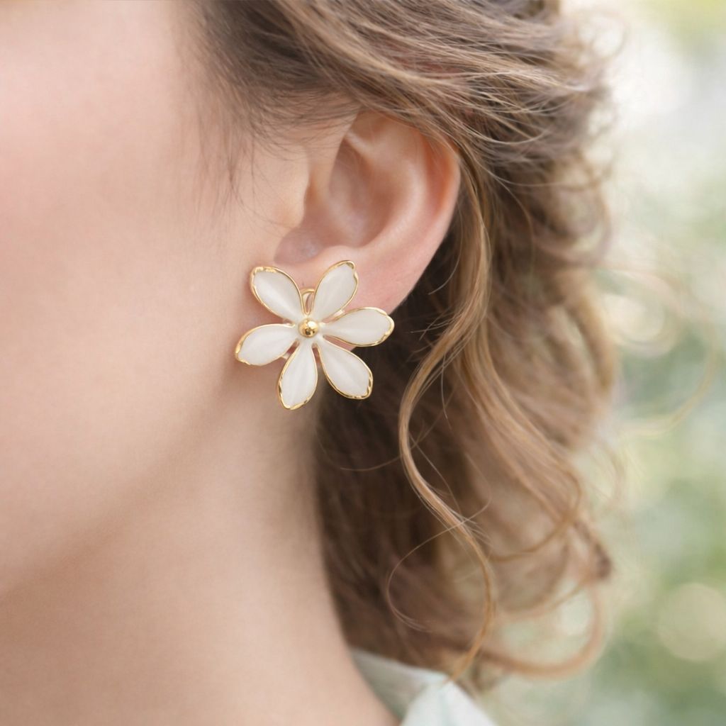 Meena Fancy Studs-208 (White)