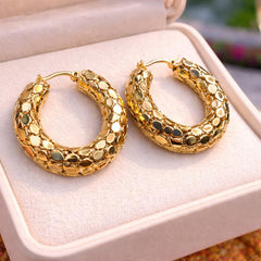 Oval Shiny Hoop Earring-02 (Golden)