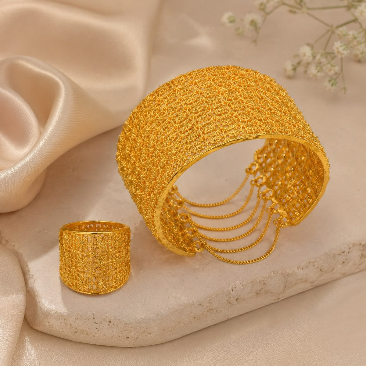 Madrasi Kara & Ring-33 (Golden)