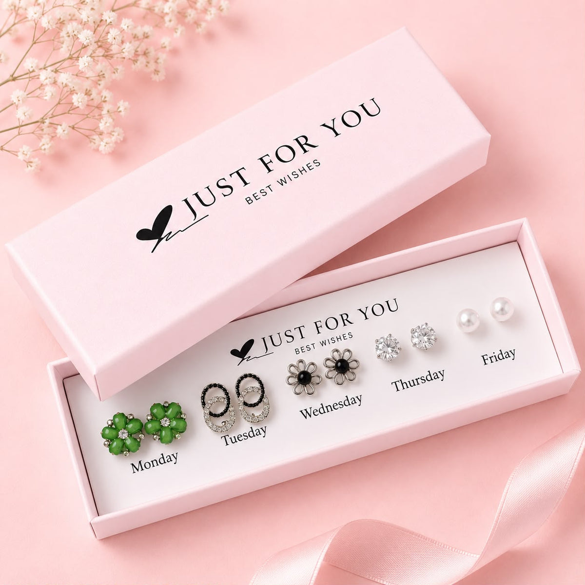 Gift Box Studs - 15 (Silver/Green)