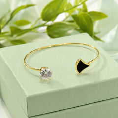 Adjustable Kara Bracelet-39 (Golden/Black)