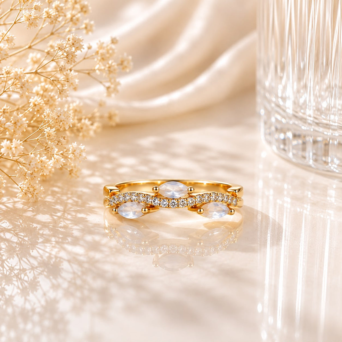 Zircon Ring-431 (Golden/White)