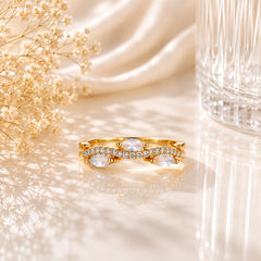 Zircon Ring-431 (Golden/White)