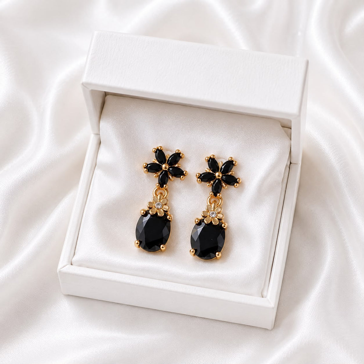 Zircon Earring-239 (Black)
