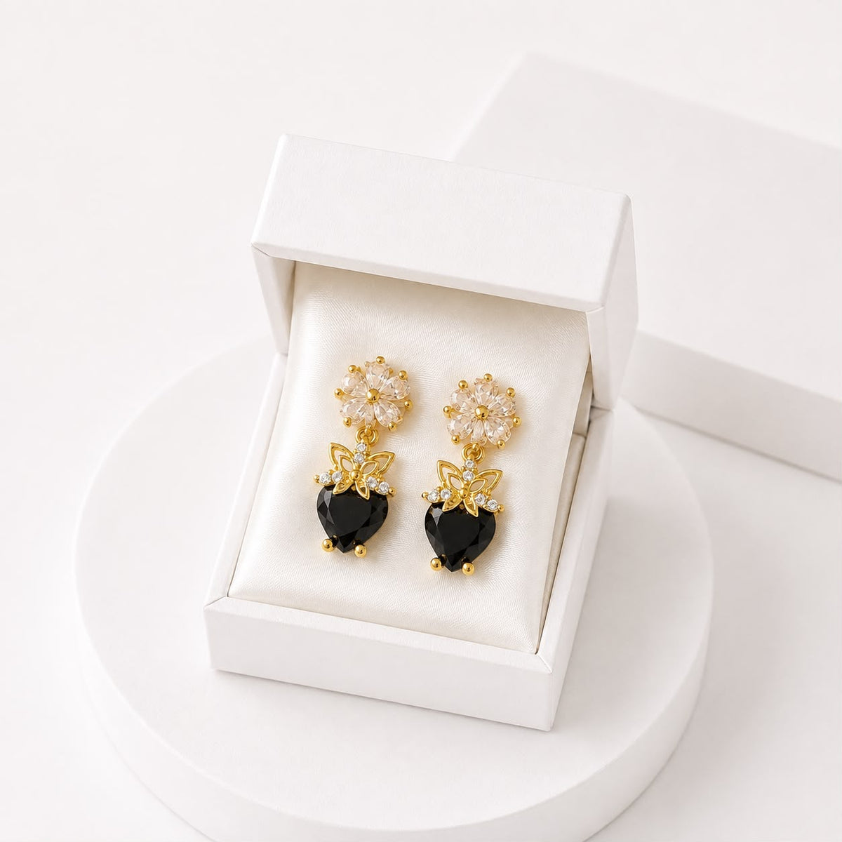 Zircon Earring-252 (Black)
