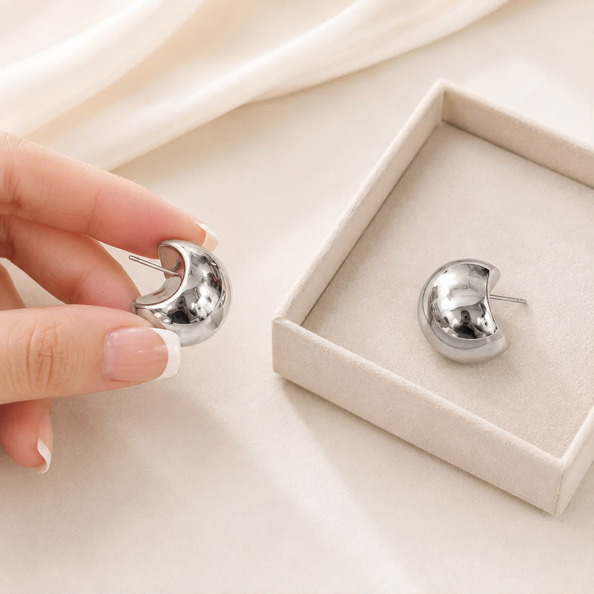 Chunky Stainless Steel Ear Stud (Silver)