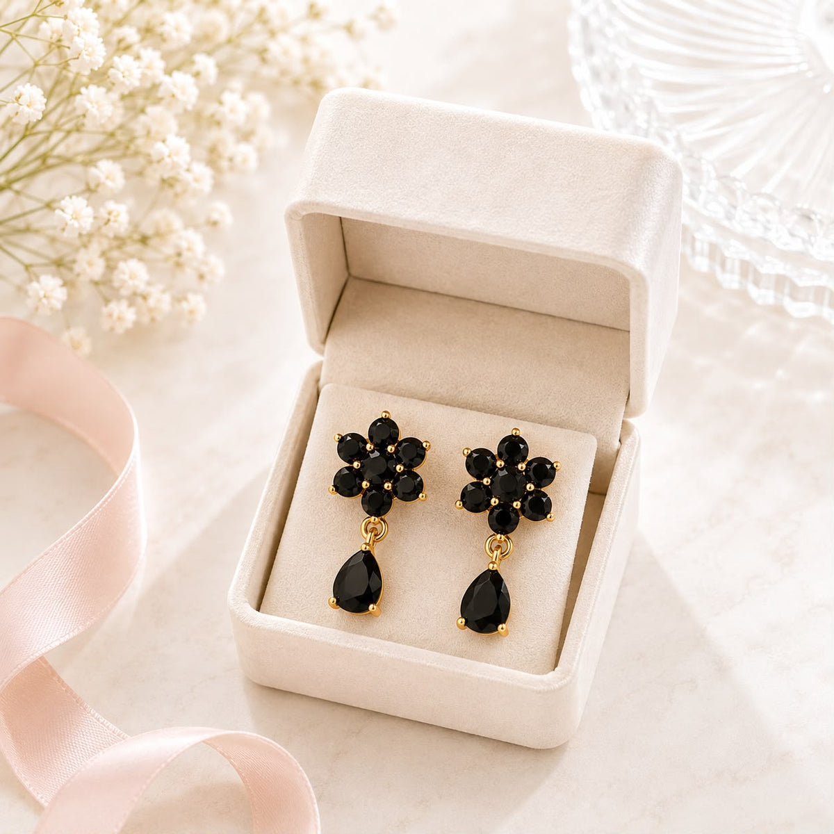 Zircon Earring-256 (Black)